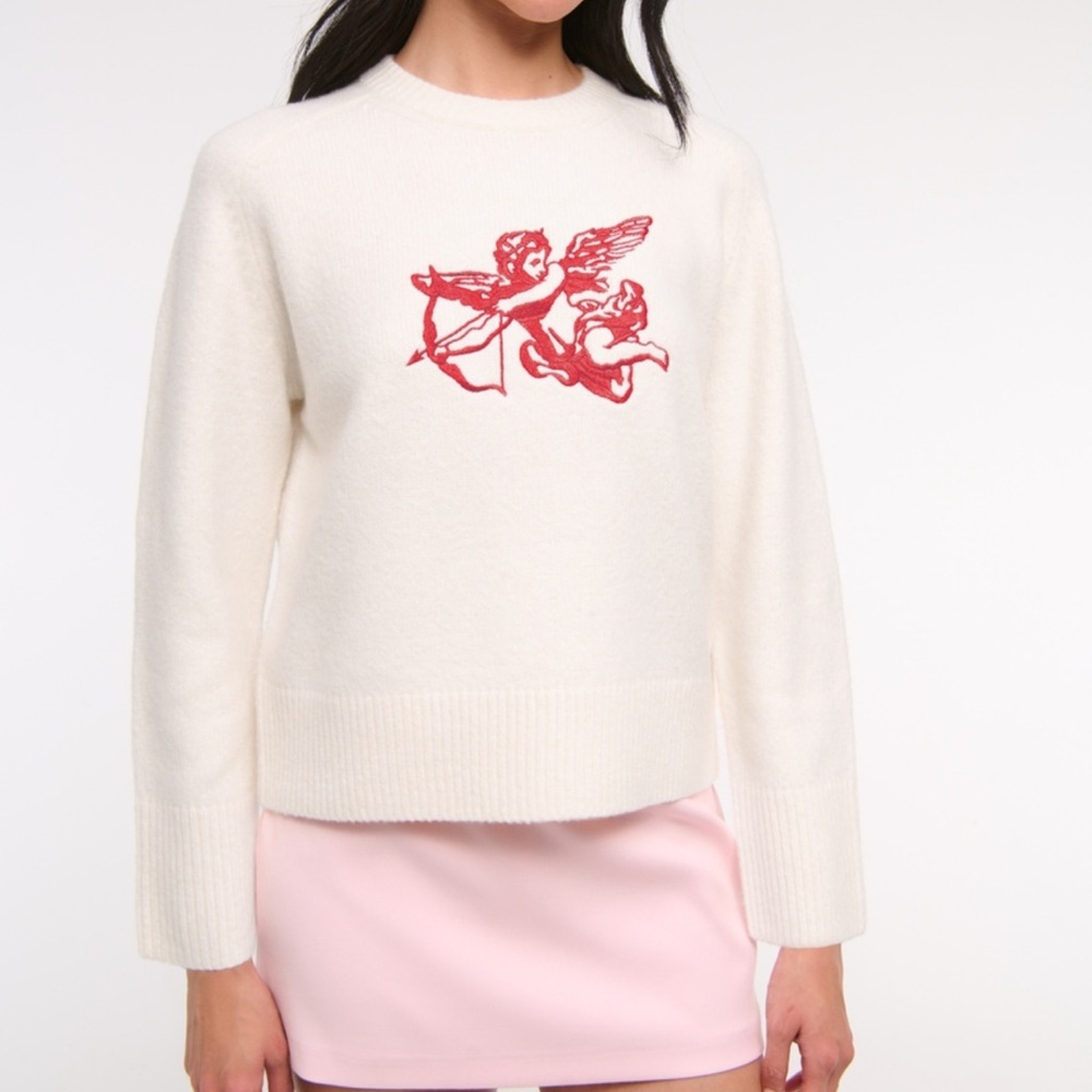 NWT Abercrombie & Fitch Madeline Cupid Crew Sweater